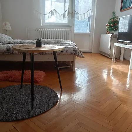 Kleopa Apartment